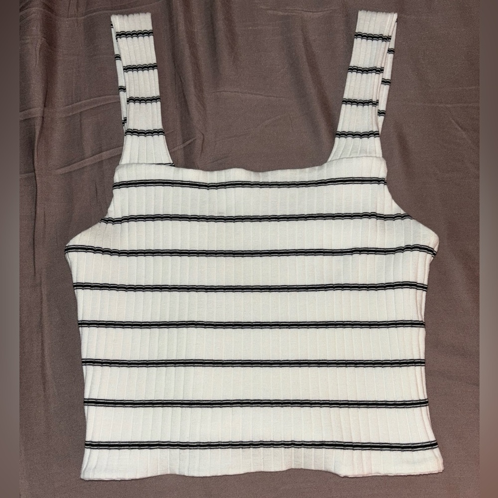 American Eagle cropped tank top